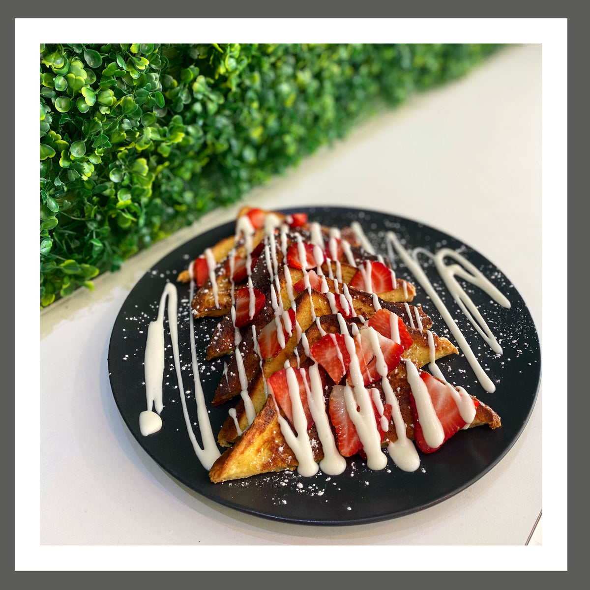 STRAWBERRY CHEESECAKE FRENCH TOAST Aroma Que Latte