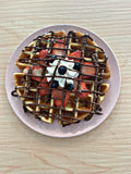 Waffle con frutas de temporada